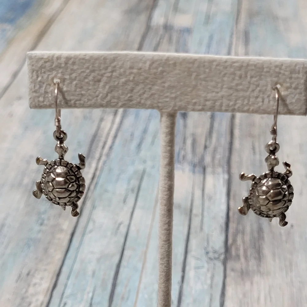 Sterling Turtle Earrings. - Picture 2 of 11